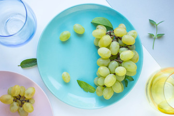white grape in modern dish on table