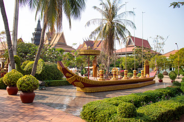 Obraz premium Piękny widok na świątynię buddhis w Siem Reap w Kambodży.