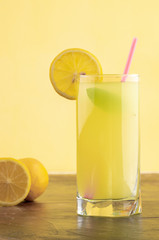 lemonade made from freshly squeezed lemon