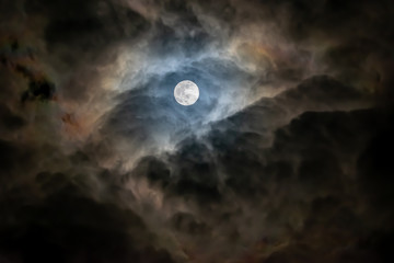 Obraz na płótnie Canvas Vendée, France: magnificent view of the super moon