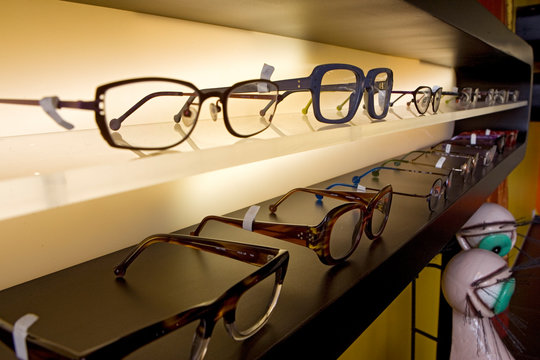 Boutique d'un opticien ind&eacute;pendant