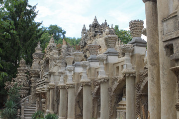 Le Palais du Facteur Cheval