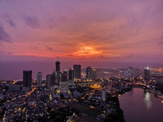 Obraz premium Sri Lanka Evening Beauty z Lotus Tower