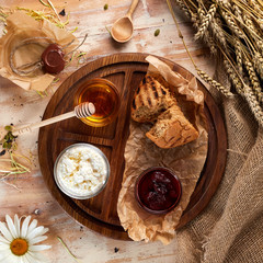 cooked cooking diet dish fresh gourmet green healthy ingredient lunch meal plate table tasty traditional vegetable 