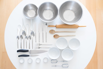Knolling photography flatlay of kitchen tools