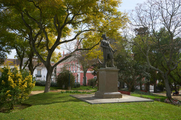 Obraz premium Public garden in Evora in Alentejo, Portugal