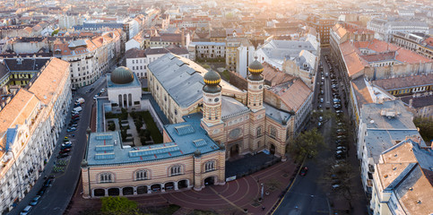 Europe Hungary Budapest Jewish sinagogue. Ariel view of the magnificent Dohany Street Synagogue. Holocaust monument. Sunrise aerial view scenic. Empty. covid-19