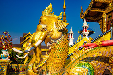 Fototapeta premium A beautiful view of buddhist temple Wat Saeng Kaew at Chiang Rai, Thailand.