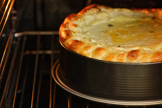 Romanian Easter bread &ndash; Pasca