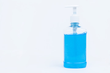 Obraz na płótnie Canvas Using alcohol gel clean wash hand sanitizer anti virus bacteria dirty skin care