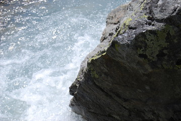 Obraz premium Fells im Fluss