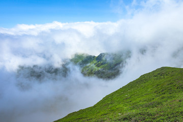 Exploring the mountains of Romania, epic landscapes and low clouds ahead