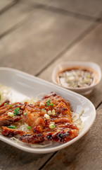 Well-Done Grilled Pork with Spicy Sauce III