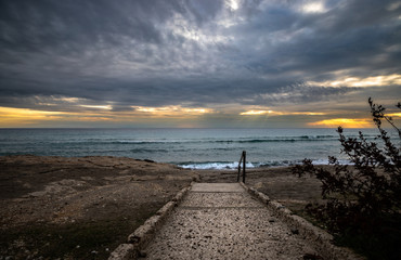 Obraz premium stairs to beach
