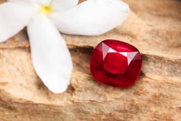 Red Gem Art and Decoration Gemstone RED RUBY
