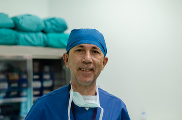 Portrait of the surgeon doctor