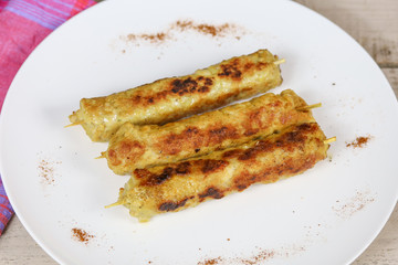brochettes de poulet grillées