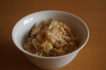タケノコ炊き込みご飯