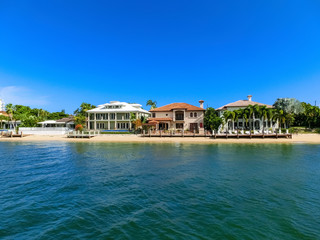 Luxury mansion in exclusive part of Fort Lauderdale