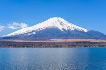 富士山と山中湖