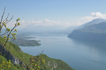 Fototapeta na wymiar Lac du Bourget - Savoie 