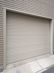 Fototapeta premium シャッターが閉まった店舗