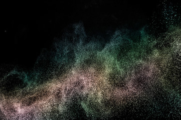 The gradient red to blue dots on the image represent the biggest particles. These create the highest risk chance of contamination but also fall down faster.