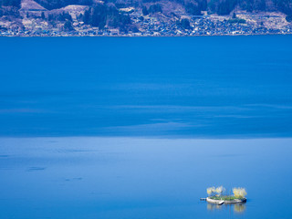 諏訪湖　初島