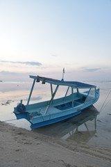 Bateaux sur la plage