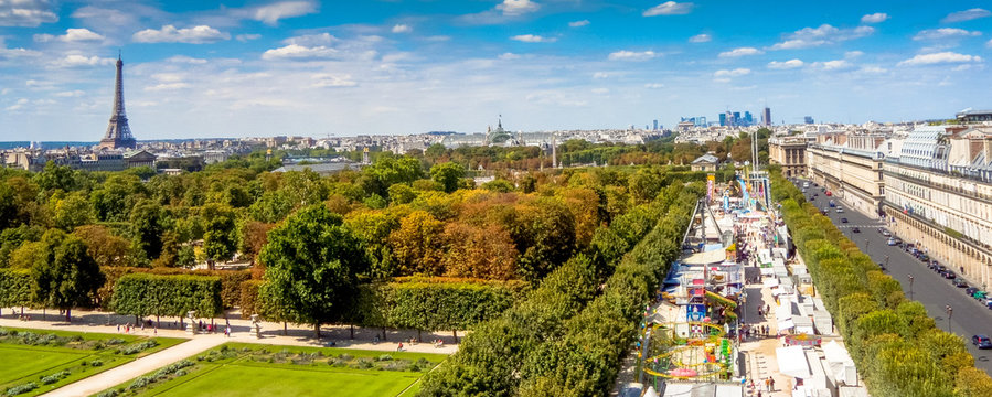 Panoramic View Of Paris  View Of The Eiffel Tower, View From The Distance And Above, Beautiful Green City Parks