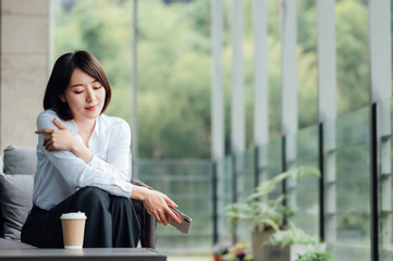 Fototapeta premium Young Asian business woman
