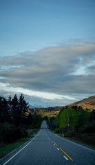 Naklejka premium Lovely sunset image of the Haast Past road, New Zealand