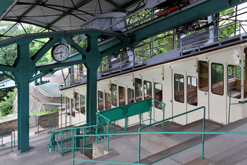Schwebebahn Bergbahn Dresden Oberloschwitz