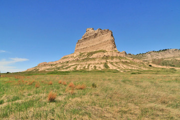 Fototapeta na wymiar Scotts Bluff National Monument - ocated west of the City of Gering in western Nebraska, United States.