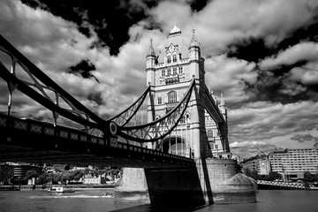 Fototapeta premium Old Bridge