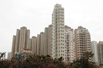 Obraz premium Hong Kong building during a smoggy day