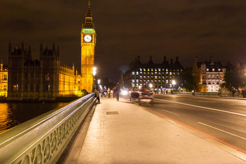 Fototapeta na wymiar The Big Ben and the Parliament by night