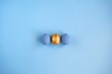 gold and light blue eggs