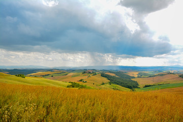 colors of the Tuscan countryside in the province of Siena