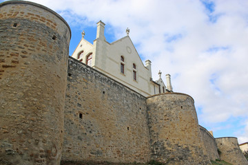 Fototapeta na wymiar Thouars city walls, France