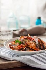 Mussels in Spicy Tomato Sauce, Mussels Marinara