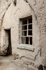 Fototapeta na wymiar old windows, rural china
