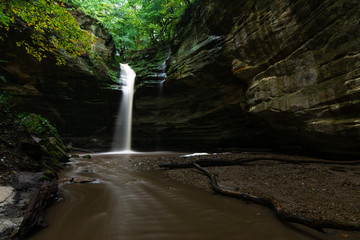 Water in full flow after heavy fall rain.  Ottawa canyon, starved rock state park, Illinois.