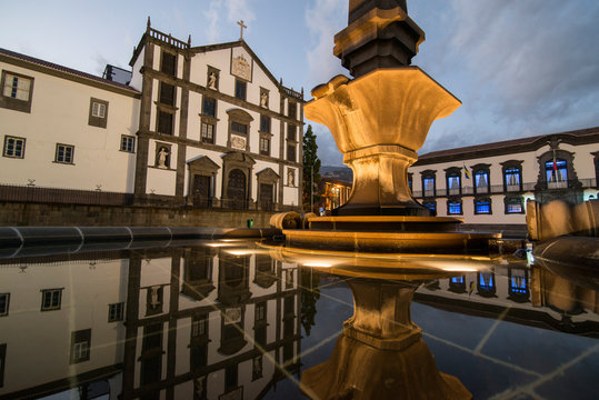 PORTUGAL MADEIRA FUNCHAL FLOWER CITY