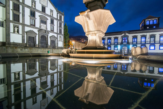 PORTUGAL MADEIRA FUNCHAL FLOWER CITY