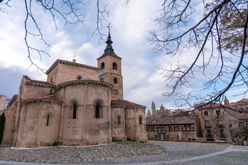 Fototapeta premium View of the beautiful city of Segovia, Castilla y León (Spain). Its famous Alcazar, Cathedral and Roman Aqueduct.