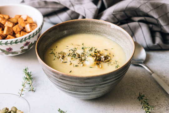 Delicious asparagus soup