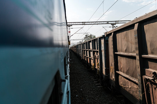 Defocused freight train riding