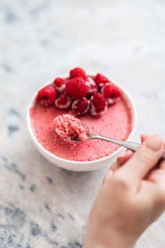 Raspberry yogurt ice cream