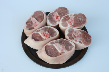 Eisbein. Schweinshaxe.